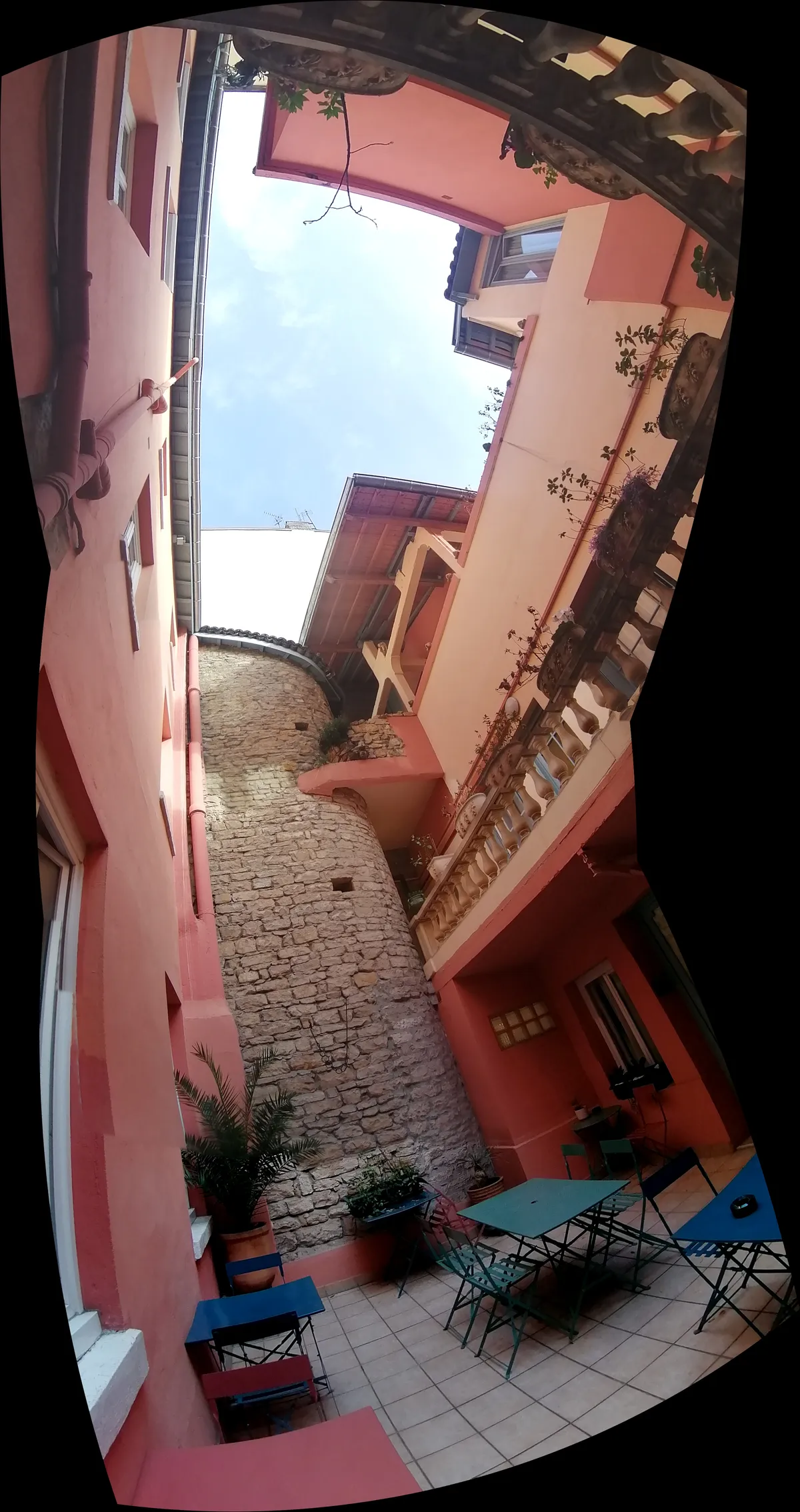 Lyon-SLP-07.jpg